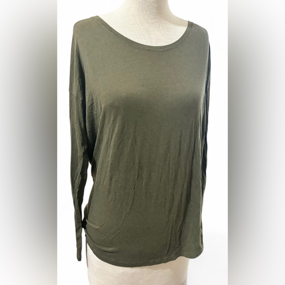 Victoria’s Secret Women’s Olive Green Long Sleeve Sleepwear Size Small